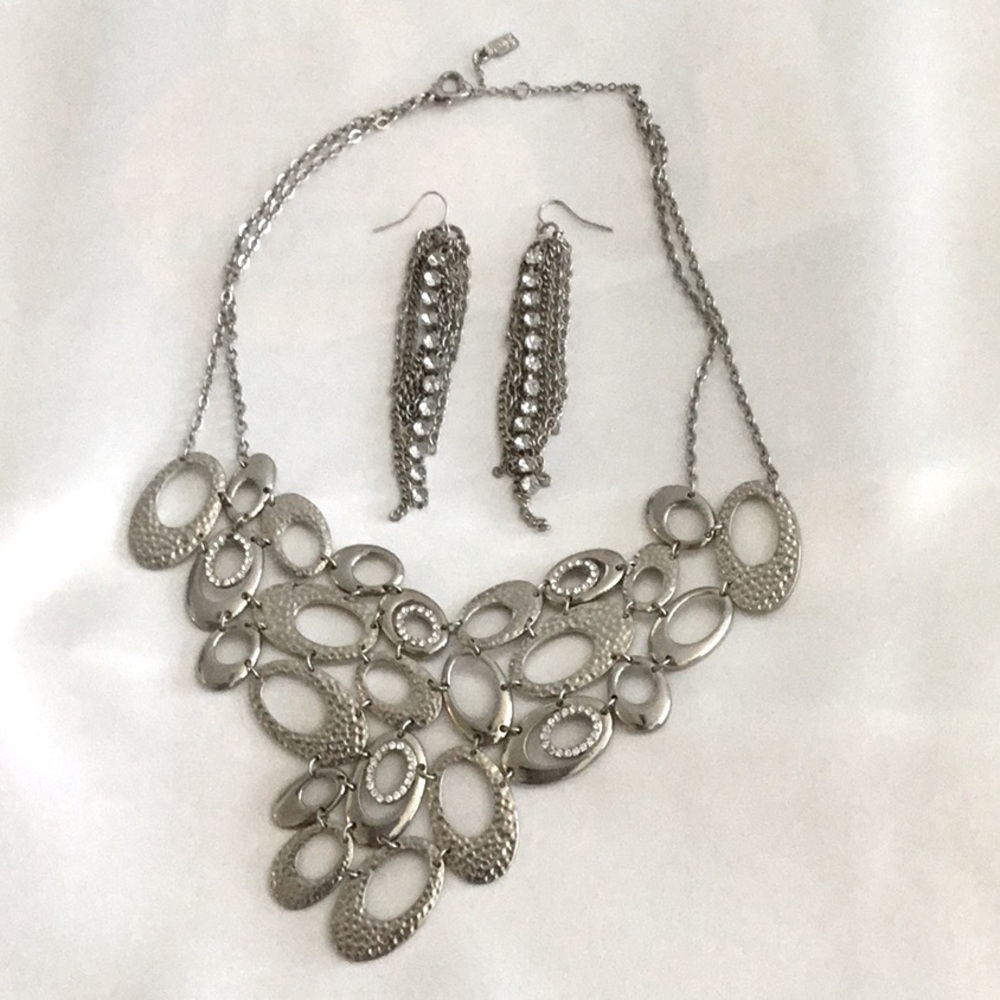 Vintage silver like necklace and earrings